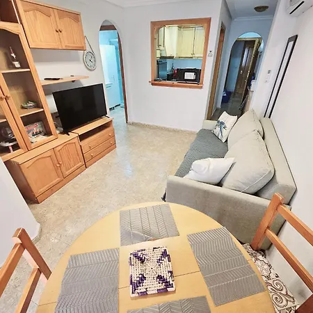 Julia Playa Locos Apartment